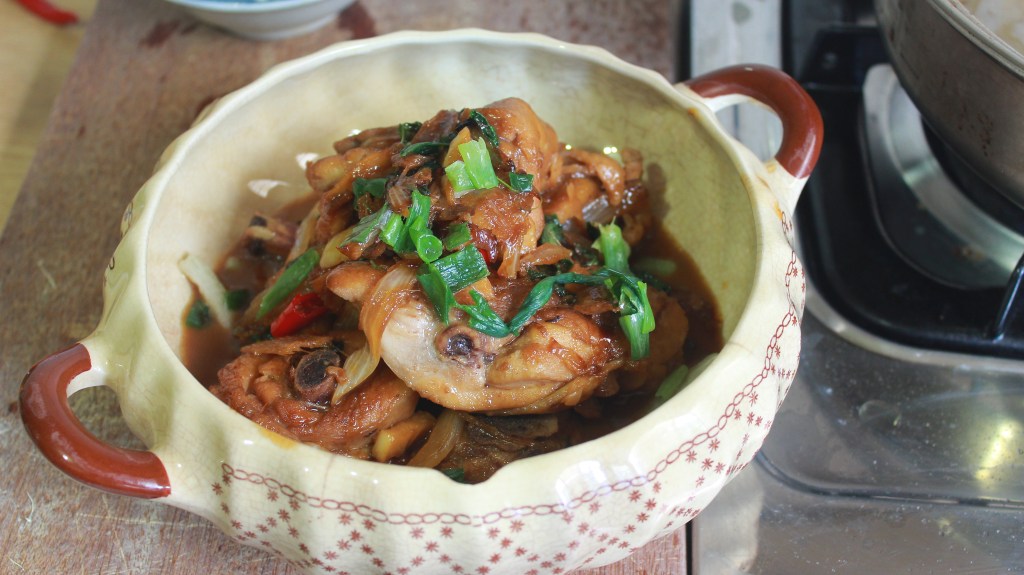 三杯雞 | 輕鬆上手的食譜 美味又簡單 九層塔用完有妙用 泡水發根&nbsp;再種下去永遠吃不完